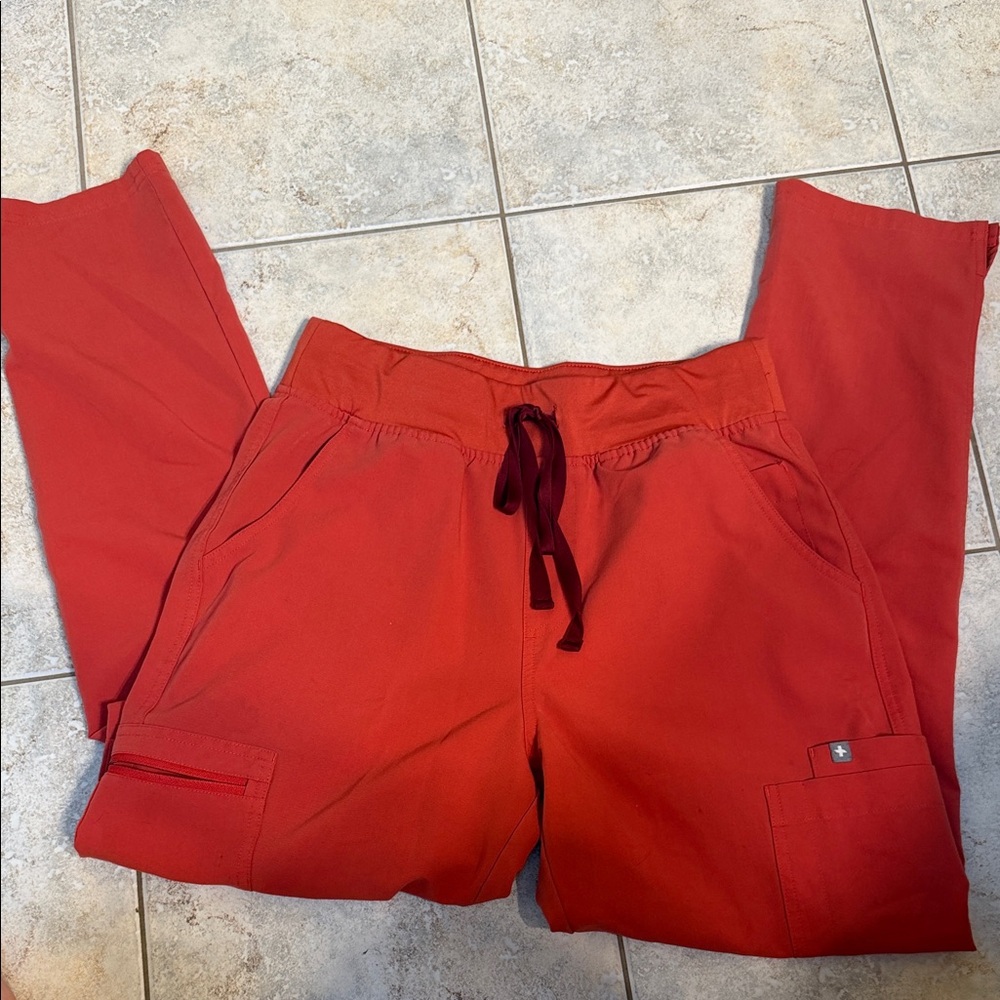 FIGs Kade Scrub Pants